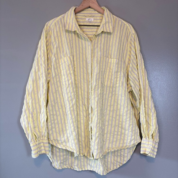 Aerie XL Off Duty Seersucker Button Down Shirt Butter Yellow Blue Stripe - Picture 2 of 5